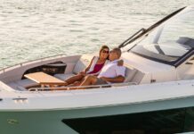 A New Wave Of Boating Style Sea Ray Sundancer 370
