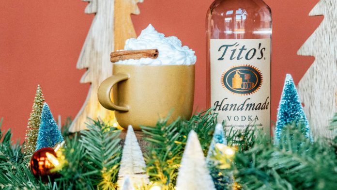 Titos Holiday Cocktail