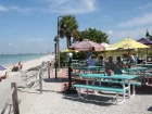 paradise-grille-tables