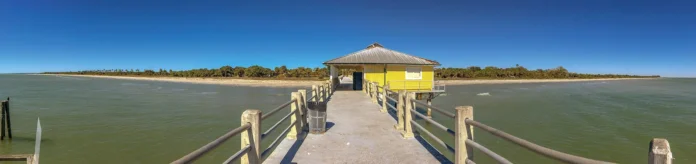 THE BEST OF TAMPA BAY BEACHES GUIDE