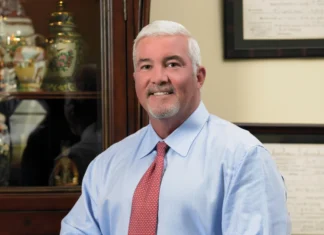 DOCTOR OF DISTINCTION: CRESPO INJURY CARE CENTER Luis E. Crespo, M.D.