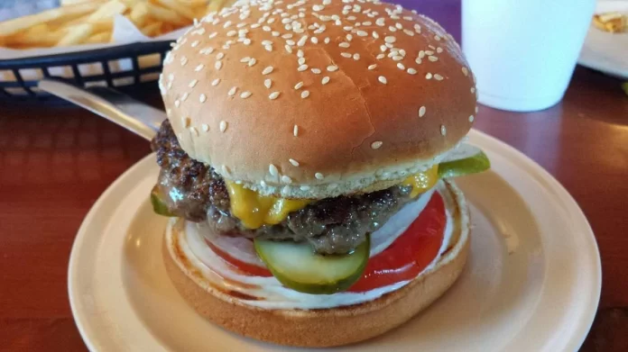 El Cap double cheeseburger