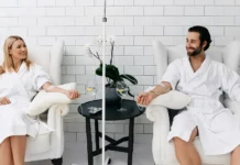 METRO HEALTH + WELLNESS MAGAZINE Tampa Bay METRO Style & Travel