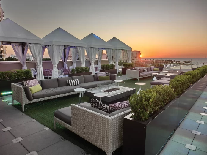 Canopy Rooftop Bar & Lounge