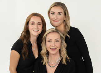 INSPIRING WOMAN IN BUSINESS: MEET DEBRA ACKERBLOOM Debra Ackerbloom Interiors