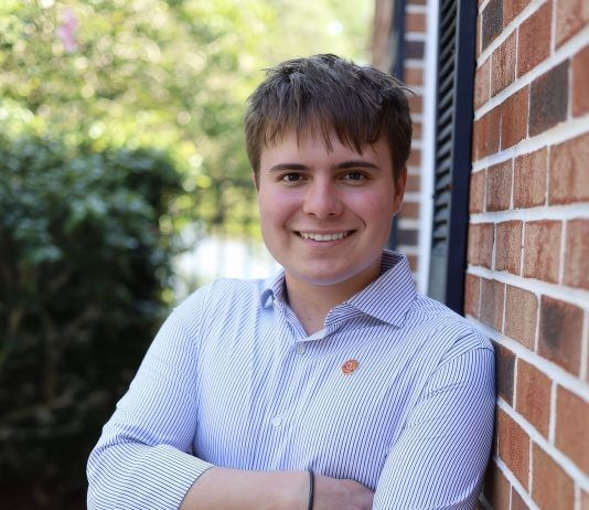 AMERICAN HEART ASSOCIATION AWARDS TAMPA TEEN “NATIONAL TEEN OF IMPACT” Leonardo Oliveira