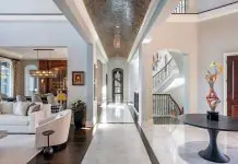 TAMPA HOME TOUR: WHERE LUXURY LIFESTYLE IS BEAUTIFULLY DESIGNED Davis Islands’ Home Tour